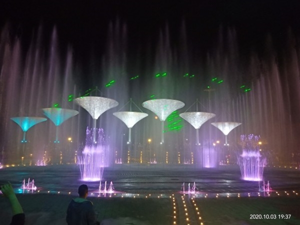 洺湖公园大型彩色音乐喷泉